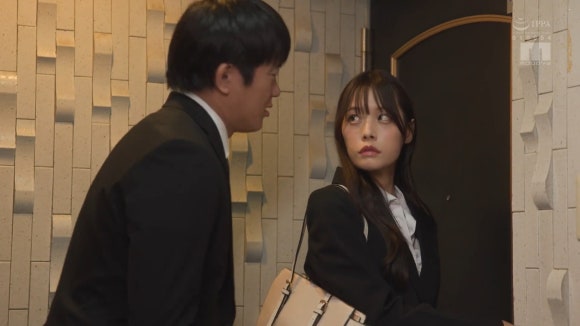 야기 나나 [MIDA-463] 막차 놓친 동료의 노브라 쌩얼 습격!