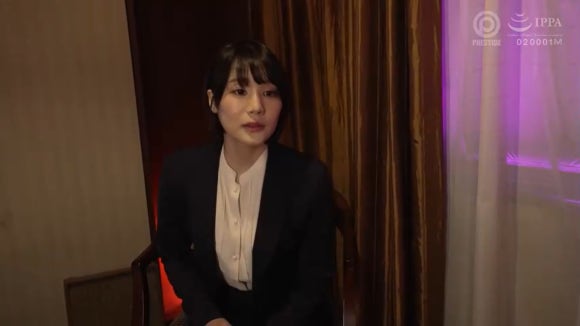 스즈무라 아이리 [ABF-215] 비 내리는 밤, 상사의 은밀한 유혹