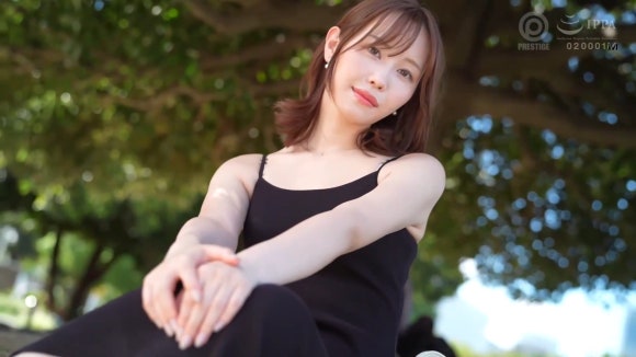 샤쿠 아리스 [ABF-196] 란제리 속 기품 있는 미녀의 농후한 유혹