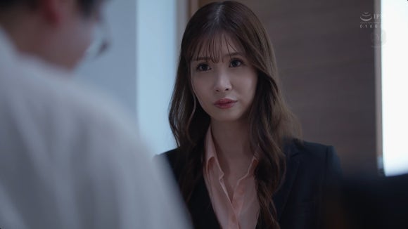 마츠노 란 [JUQ-911] 직장 속 은밀한 이중생활