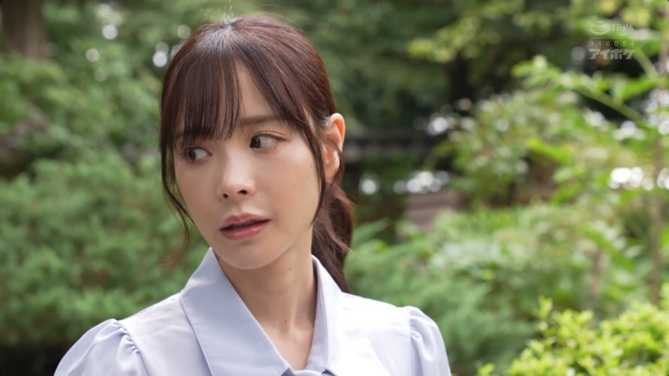 모모노기 카나 [IPZZ-225] 경멸하는 교감에게 능욕당한 여교사