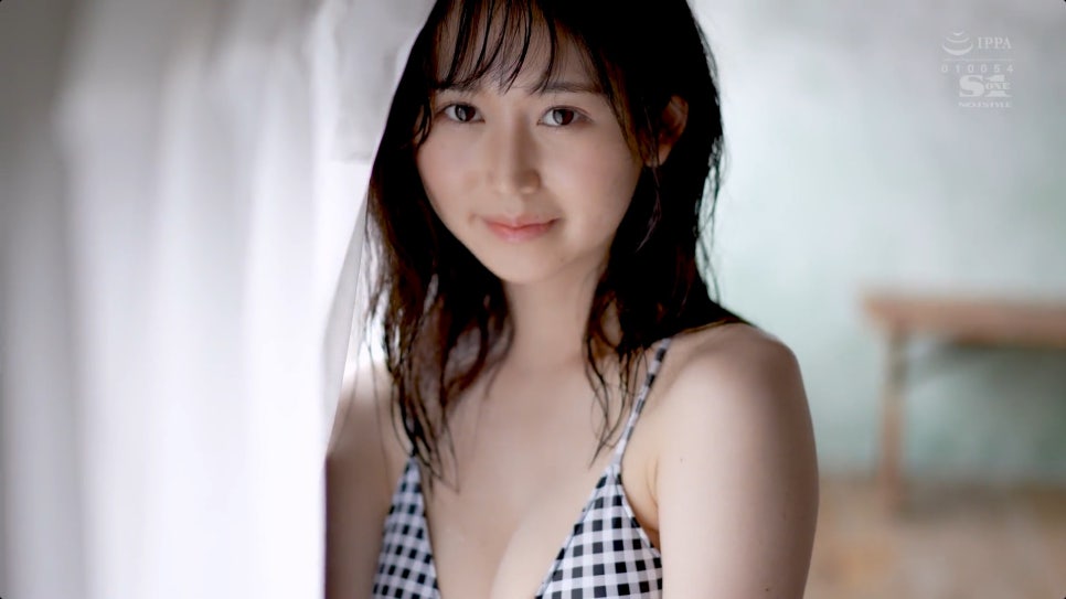 코사카 나나카 [SONE-042] 9.5등신 베이비페이스 충격 데뷔