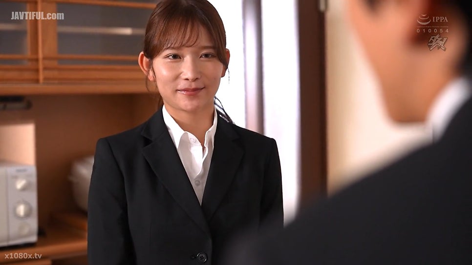 모모조노 레나 [PFES-119] 출장 마사지에 중독된 그녀