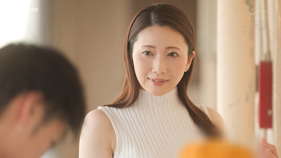 키사키 히카리 [JUR-663] 5년 금욕 싱글맘의 폭발적 해방
