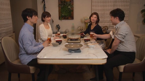 미노 스즈메 [DLDSS-419] 국보급 미녀들의 아찔한 부부 교환 여행