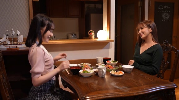 토모다 아야카 [BBAN-526] 가짜 엄마와의 금기된 레즈비언 욕망