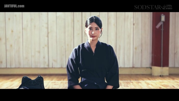 혼조 스즈 [START-505] 무표정한 검도 사범님의 아찔한 반전 개인 레슨