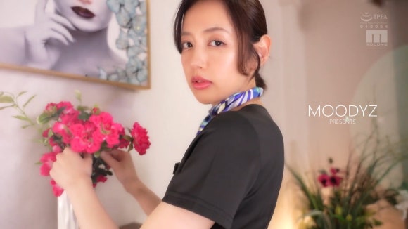 미사키 칸나 [MIAB-555] 과격한 의상의 회춘 에스테틱