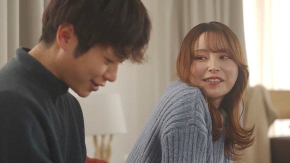 이토 마유키 [CAWD-853] 유부녀의 비밀을 깨부수고 소유하려는 광기 어린 집착