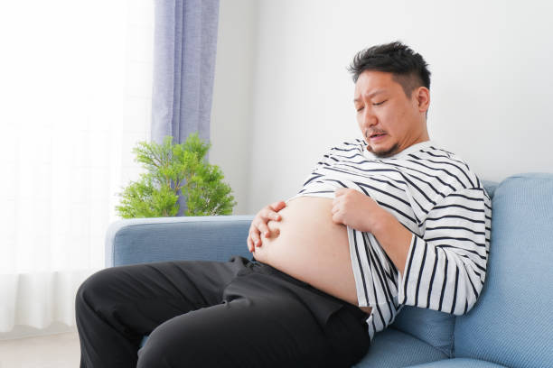 복부팽만
